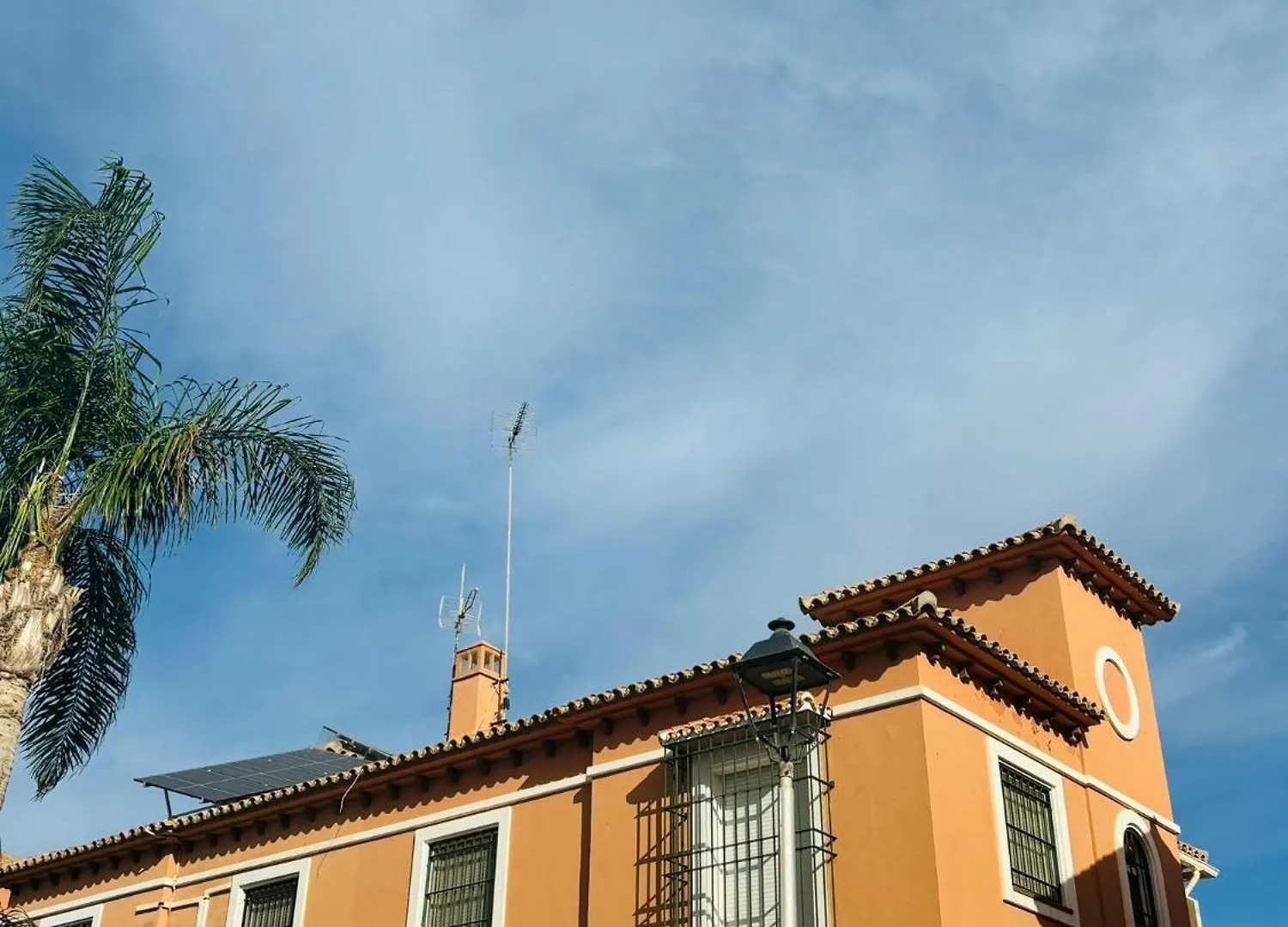 Chalet Con Piscina En Primera Linea De Playa Villa Torremolinos
